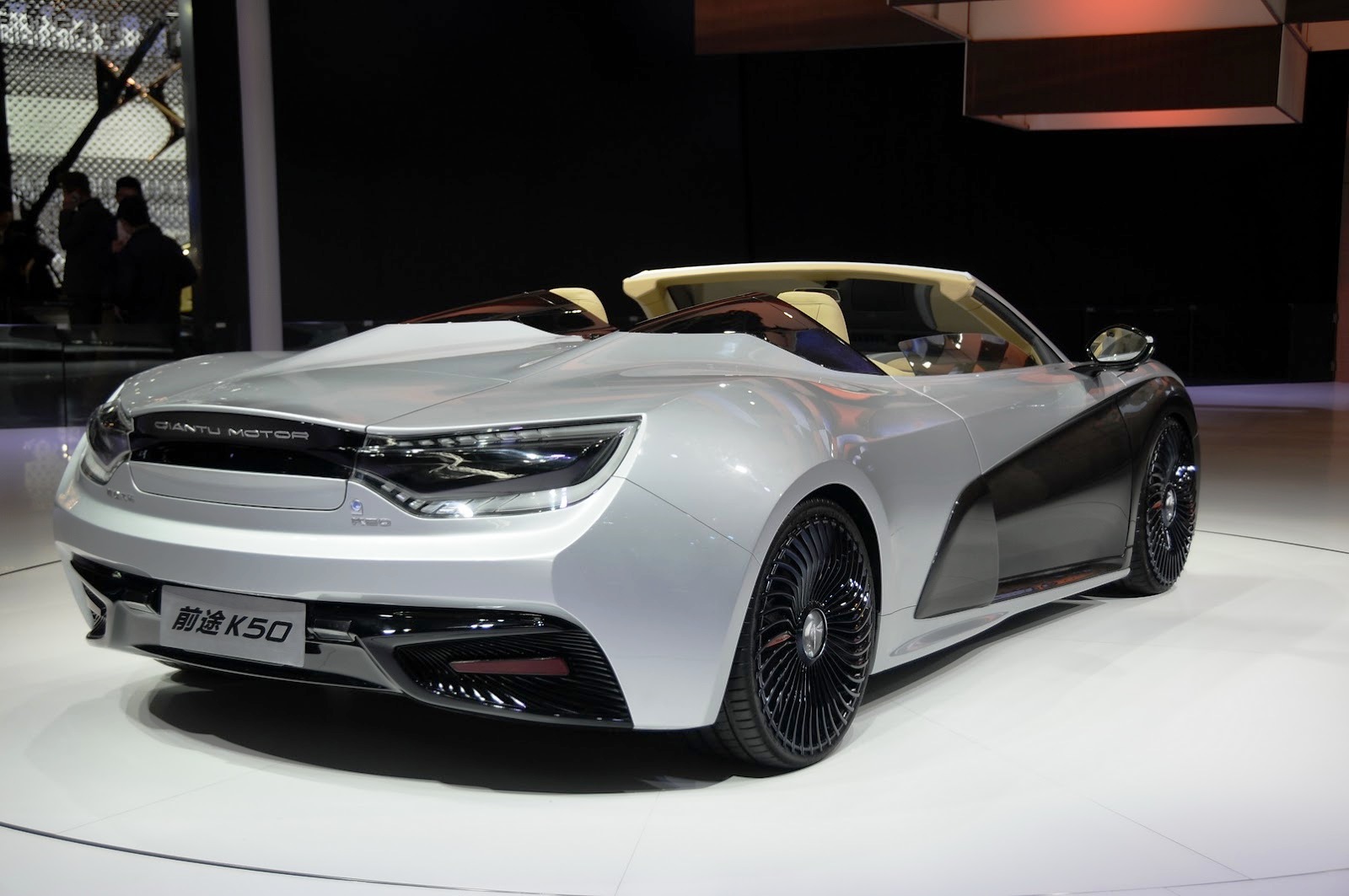 QIANTU K50, O SUPERESPORTIVO AGORA NA VERSÃO ROADSTER, foto 4