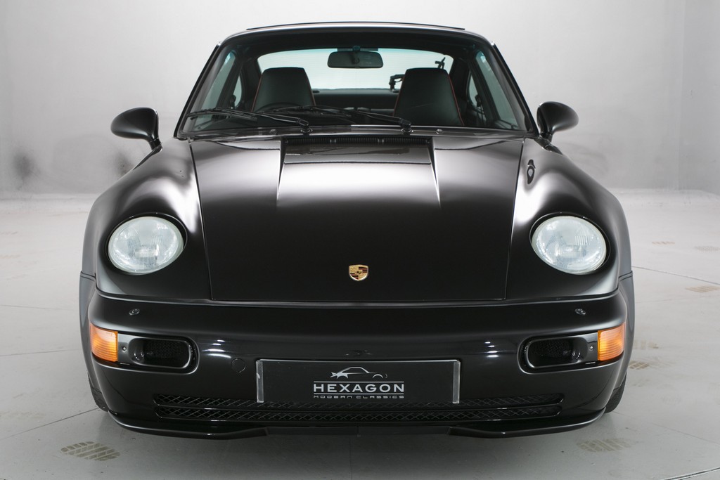 UM RARO PORSCHE 964 TURBO SLANTNOSE ESTÁ À VENDA NO REINO UNIDO, foto 1