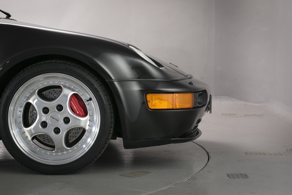UM RARO PORSCHE 964 TURBO SLANTNOSE ESTÁ À VENDA NO REINO UNIDO, foto 6