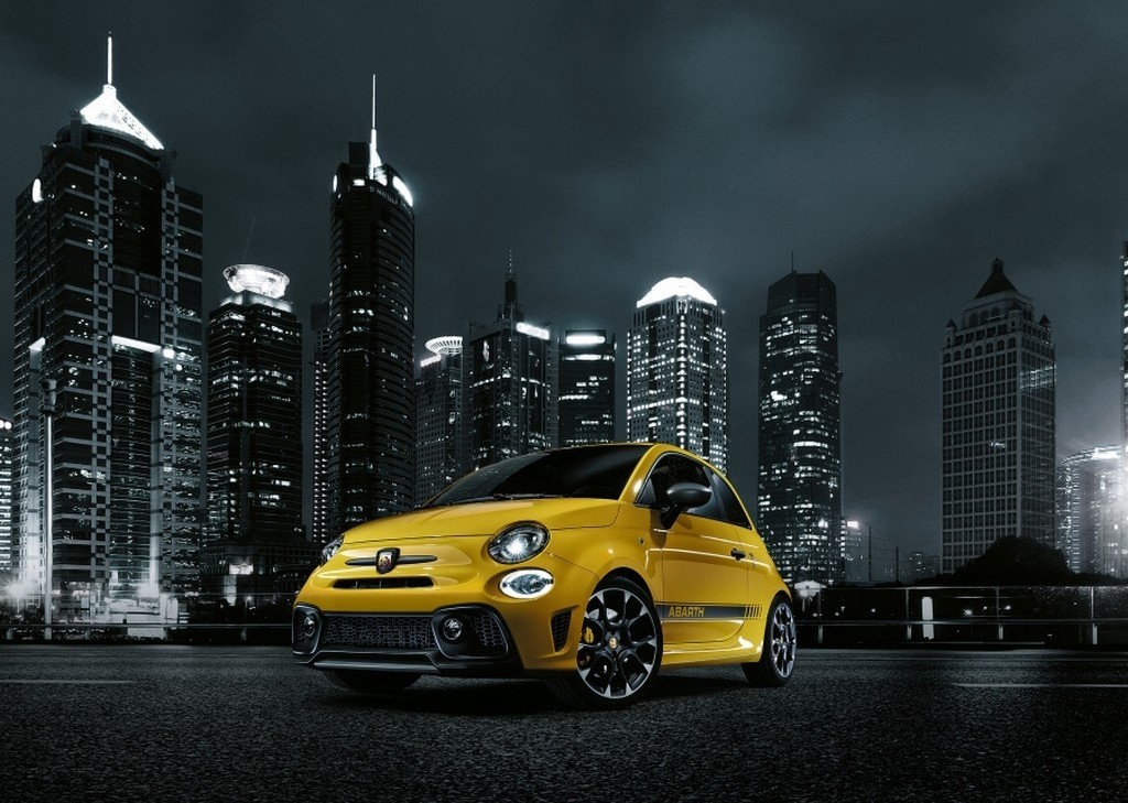 ABARTH APRESENTA O 595 RENOVADO, foto 1