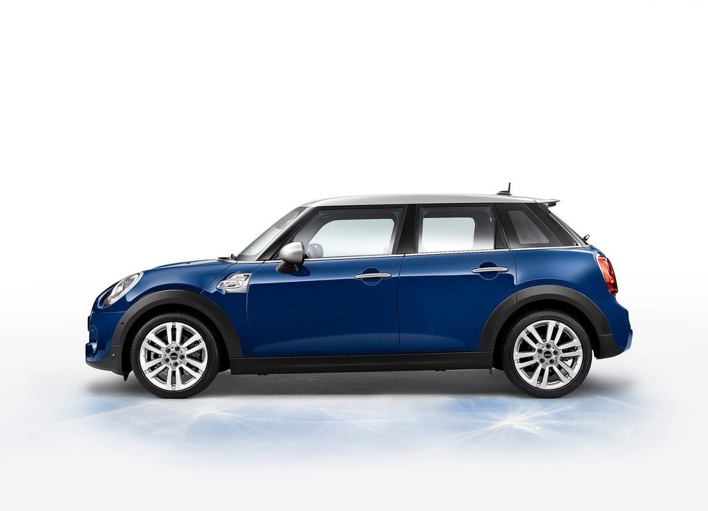MINI SEVEN PRESTA HOMENAGEM AO MINI AUSTIN SEVEN DE 1959, foto 3