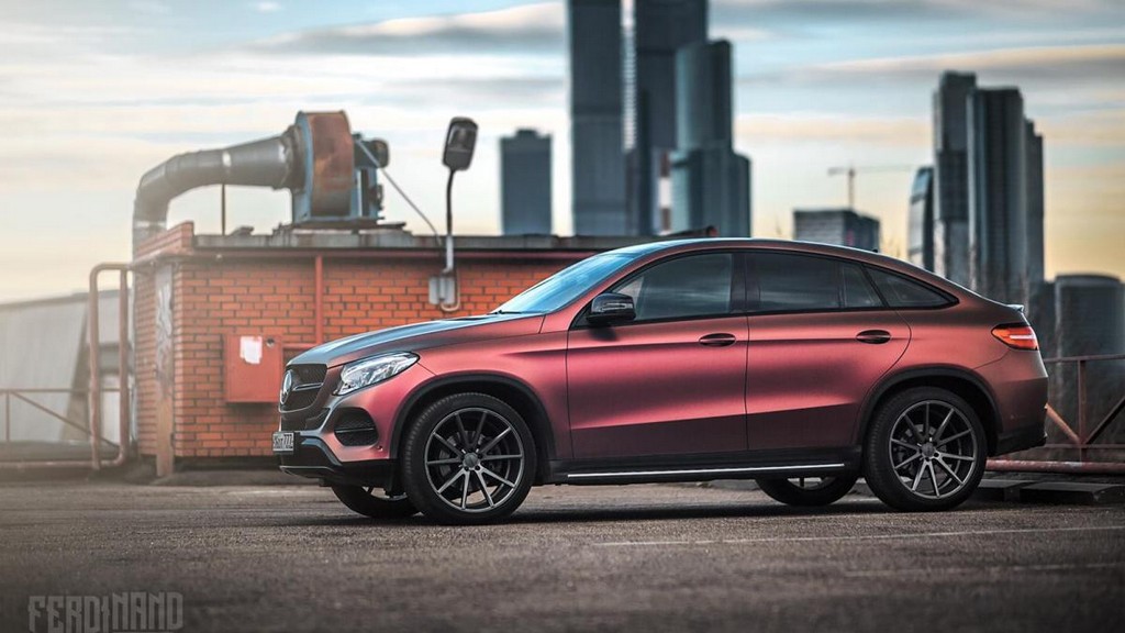 UM MERCEDES-BENZ GLE COUPE EQUIPADO COM RODAS DA VOSSEN, foto 3