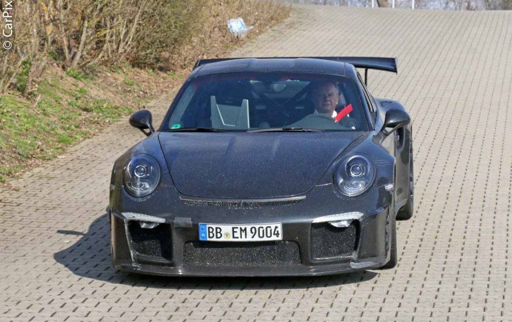 PORSCHE 911 GT2 RS É PRATICAMENTE CERTO, foto 1