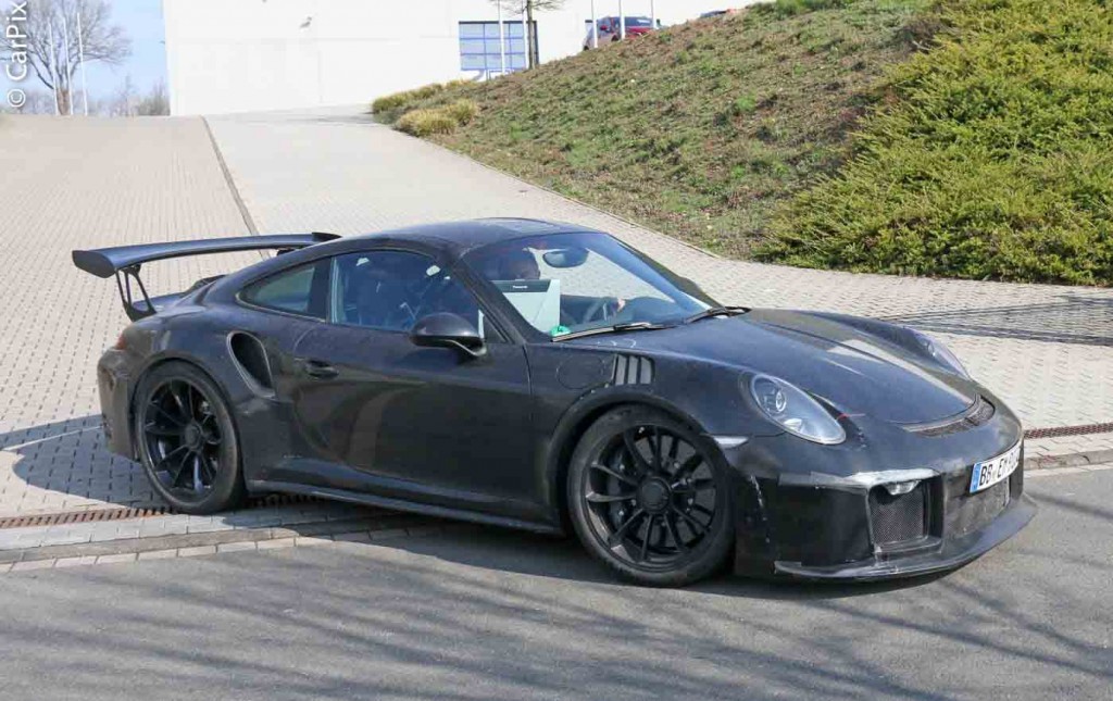 PORSCHE 911 GT2 RS É PRATICAMENTE CERTO, foto 3