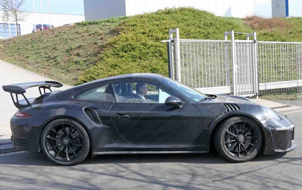 PORSCHE 911 GT2 RS É PRATICAMENTE CERTO, foto 4