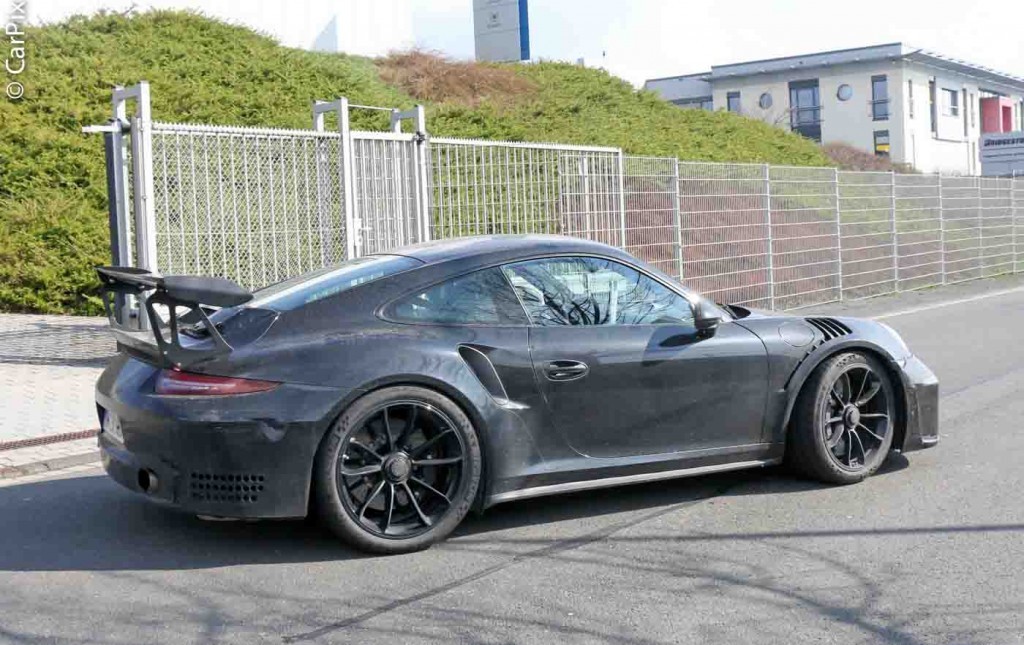 PORSCHE 911 GT2 RS É PRATICAMENTE CERTO, foto 5