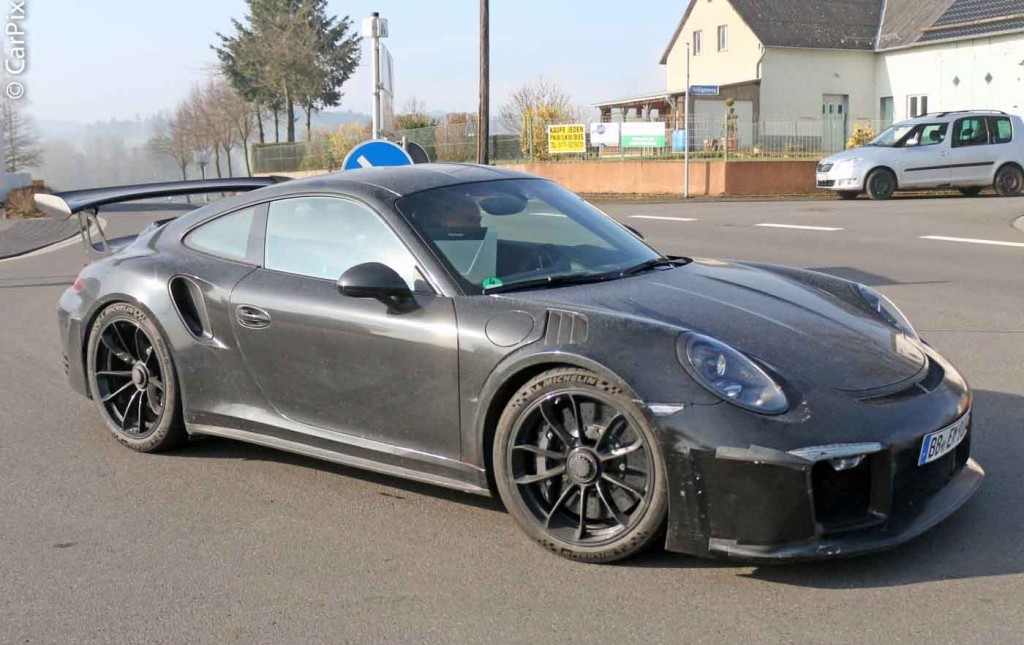 PORSCHE 911 GT2 RS É PRATICAMENTE CERTO, foto 9