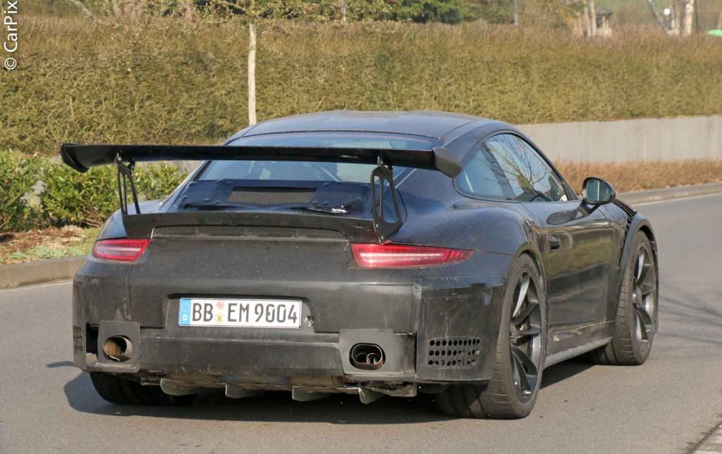 PORSCHE 911 GT2 RS É PRATICAMENTE CERTO, foto 14