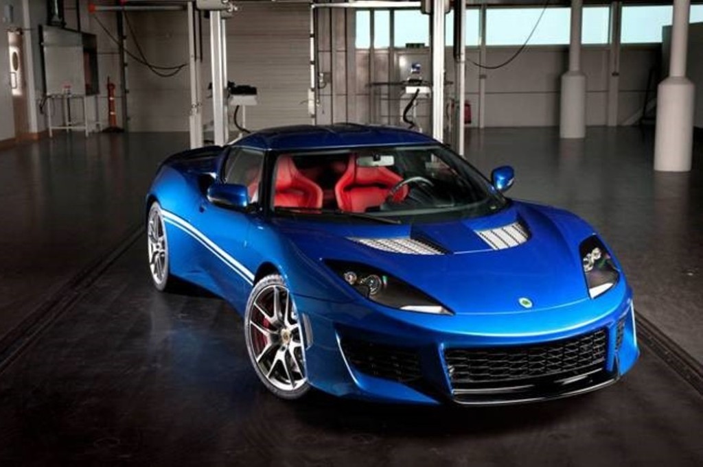 LOTUS CELEBRA OS 50 ANOS DA FÁBRICA DE HETHEL COM EDIÇÃO ESPECIAL DO EVORA 400, foto 3