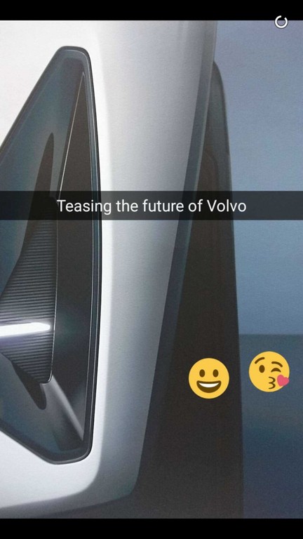 VOLVO REVELA TEASER DO V40 E XC40, foto 2