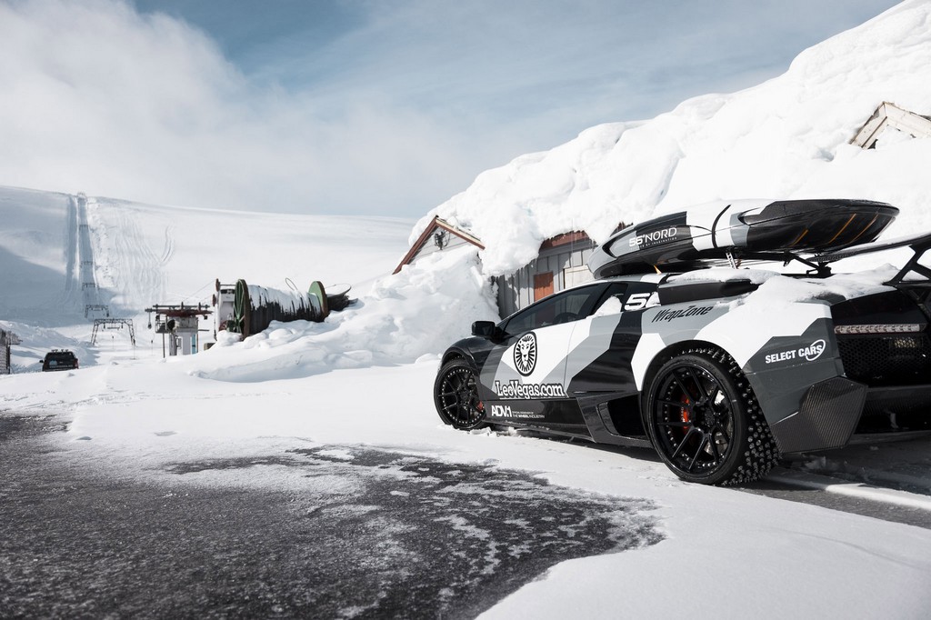 UM LAMBORGHINI MURCIELAGO DE 2006 FAZENDO ACROBACIAS NA NEVE, foto 7