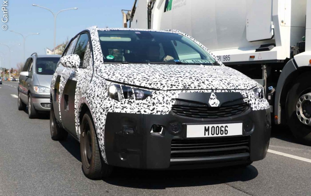NOVO OPEL MERIVA EM TESTES DE DESENVOLVIMENTO, foto 1