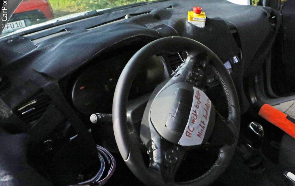 NOVO OPEL MERIVA EM TESTES DE DESENVOLVIMENTO, foto 7