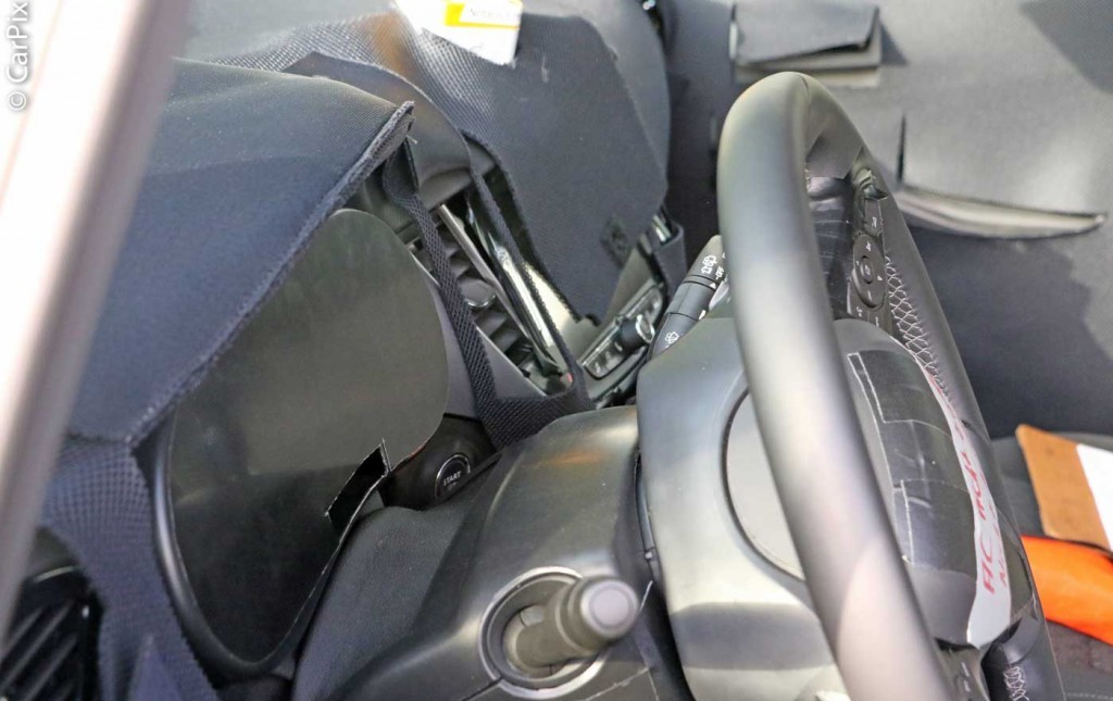 NOVO OPEL MERIVA EM TESTES DE DESENVOLVIMENTO, foto 9