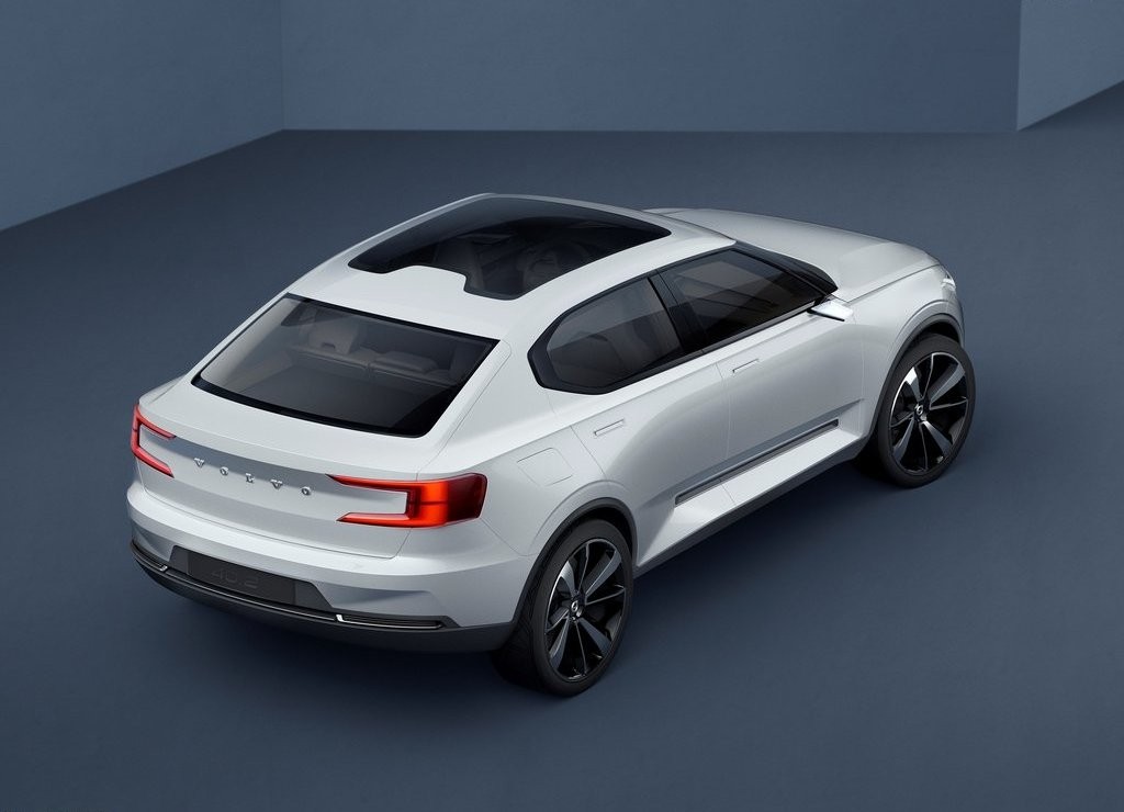 VOLVO APRESENTA DOIS CONCEPTS 40 QUE ANTECIPAM OS NOVOS XC40 E S40, foto 13