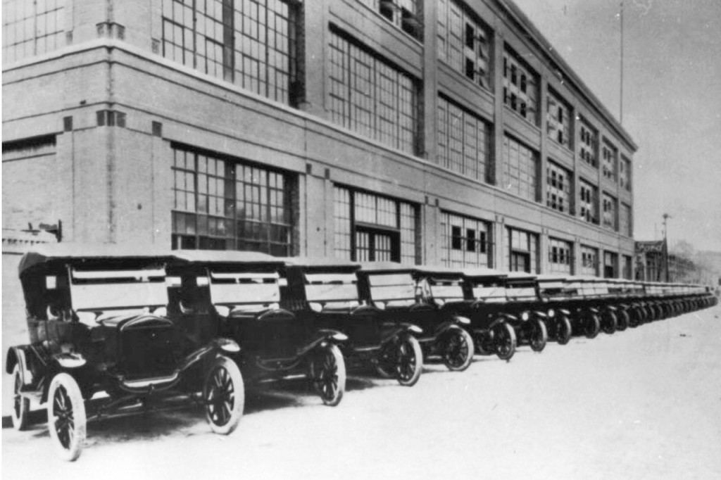 FORD COMPLETA 97 ANOS DA PRODUÇÃO EM SÉRIE DE AUTOMÓVEIS NO BRASIL, foto 1