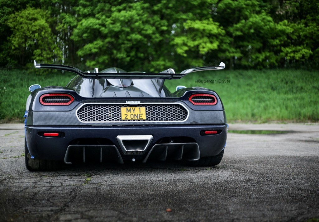 KOENIGSEGG ONE:1 BATE RECORDE DE VELOCIDADE NO VMAX200 NO REINO UNIDO, foto 5