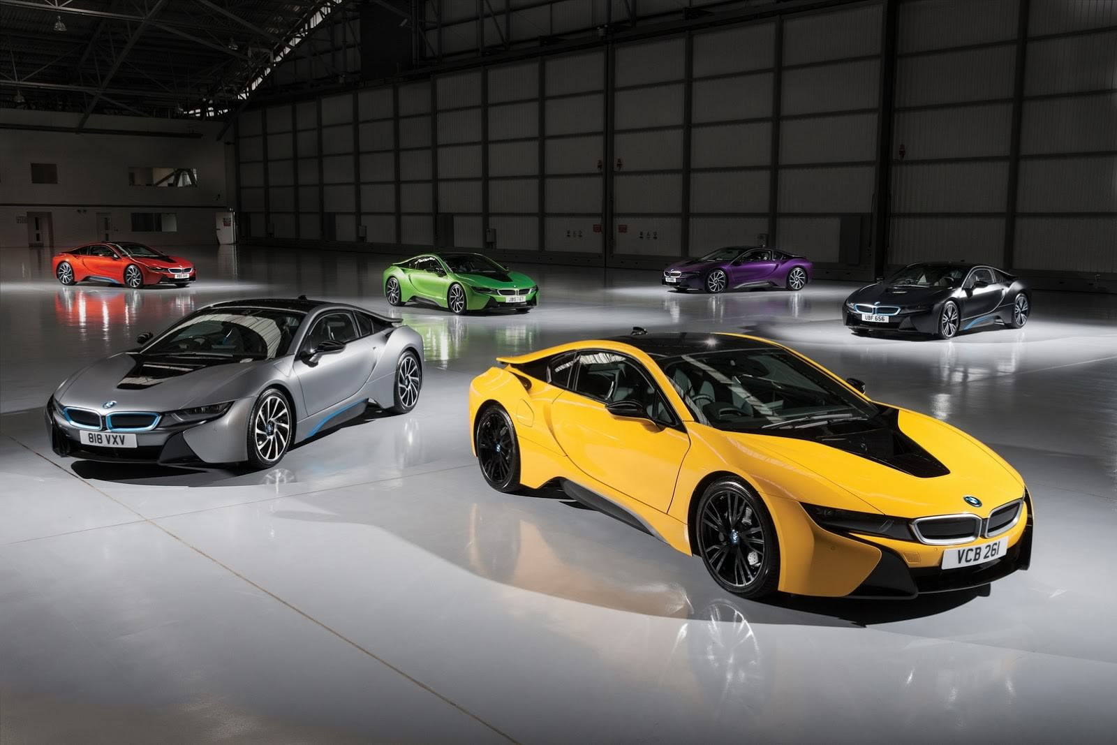 BMW INDIVIDUAL OFERECE NOVAS CORES PARA O HÍBRIDO i8, foto 6