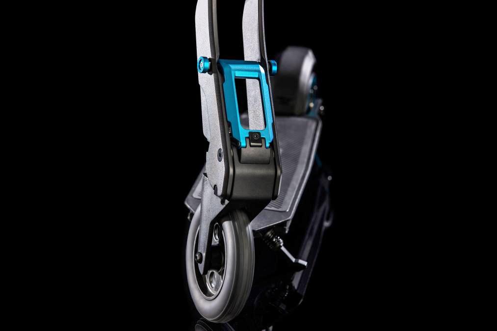 PEUGEOT e-KICK: UM PATINETE ELÉTRICO QUE PODE COMPLEMENTAR O NOVO PEUGEOT 3008, foto 8