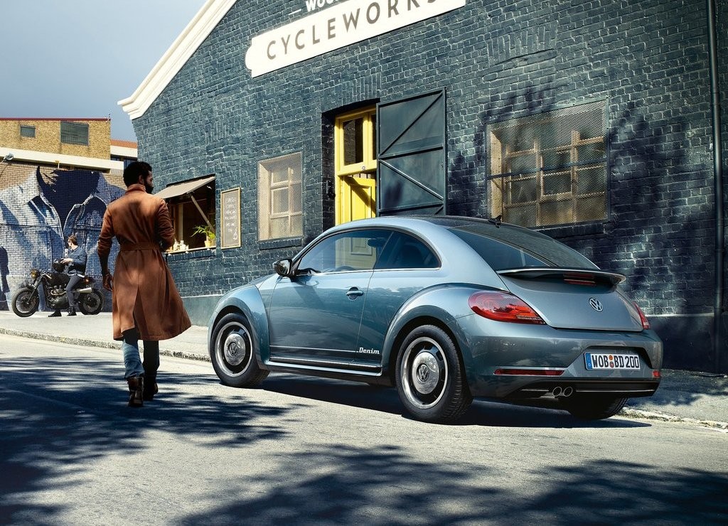 VOLKSWAGEN ATUALIZA O BEETLE, foto 5