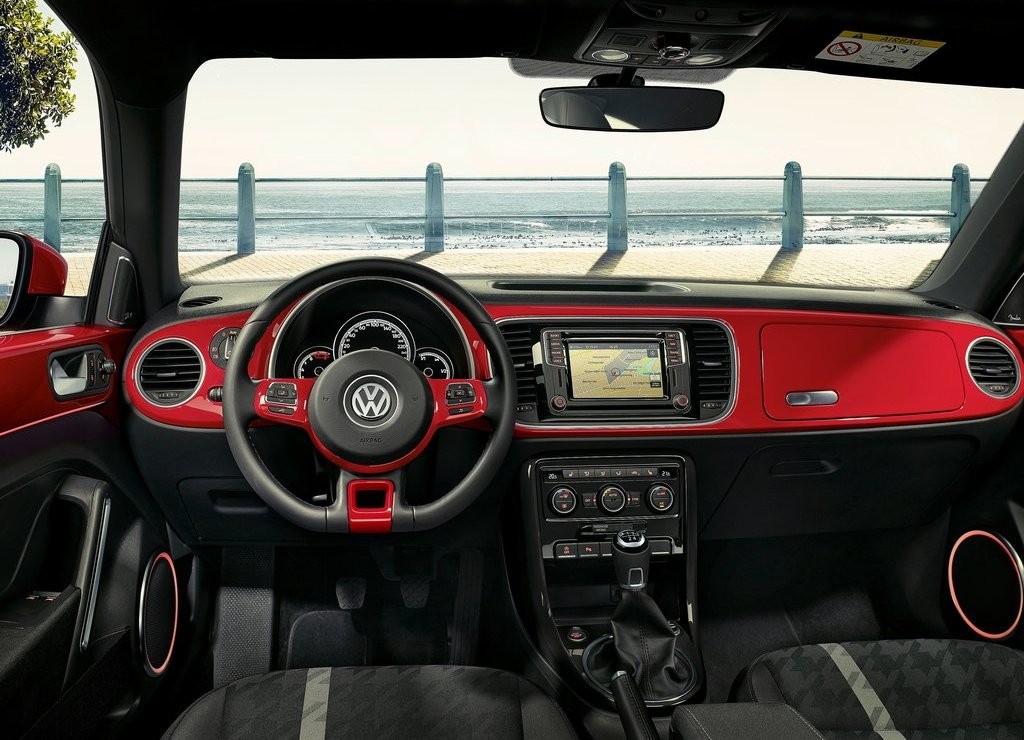 VOLKSWAGEN ATUALIZA O BEETLE, foto 7