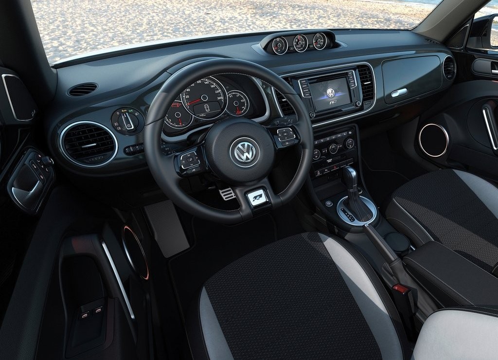 VOLKSWAGEN ATUALIZA O BEETLE, foto 12