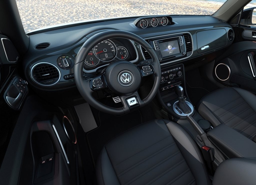VOLKSWAGEN ATUALIZA O BEETLE, foto 13