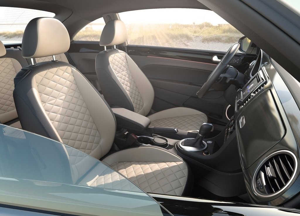 VOLKSWAGEN ATUALIZA O BEETLE, foto 14