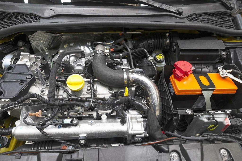 RENAULT CLIO RS 16 SERÁ APRESENTADO AO PÚBLICO EM MÔNACO, foto 15