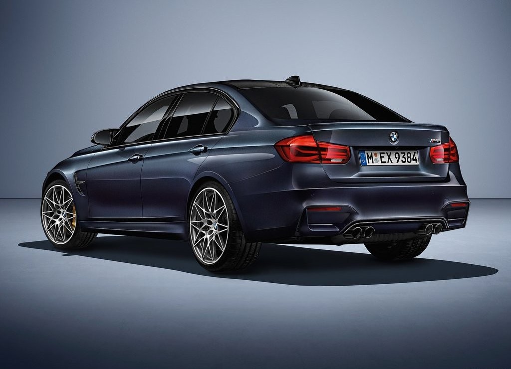 BMW M3 ‘30 JAHRE M3’ CELEBRA OS 30 ANOS DO MÍTICO ESPORTIVO, foto 4