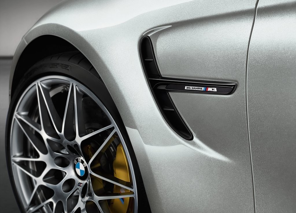 BMW M3 ‘30 JAHRE M3’ CELEBRA OS 30 ANOS DO MÍTICO ESPORTIVO, foto 18