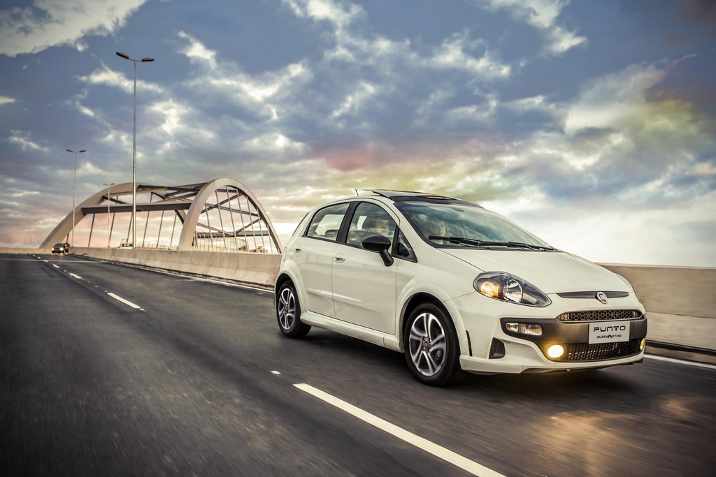 FIAT LANÇA NO MERCADO O PUNTO 2017, foto 4