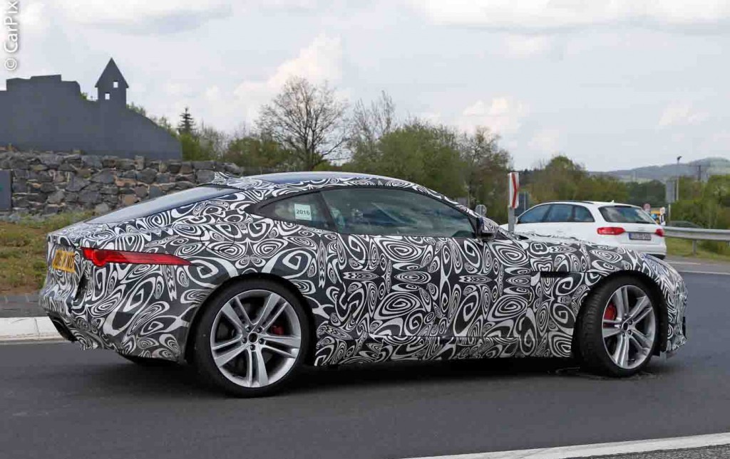 JAGUAR F-TYPE SERÁ RENOVADO EM 2017 E TERÁ VERSÃO DE 4 CILINDROS, foto 5