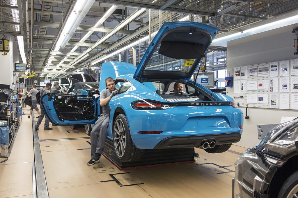PRODUÇÃO DO NOVO PORSCHE 718 CAYMAN TEM INÍCIO EM ZUFFENHAUSEN, foto 3