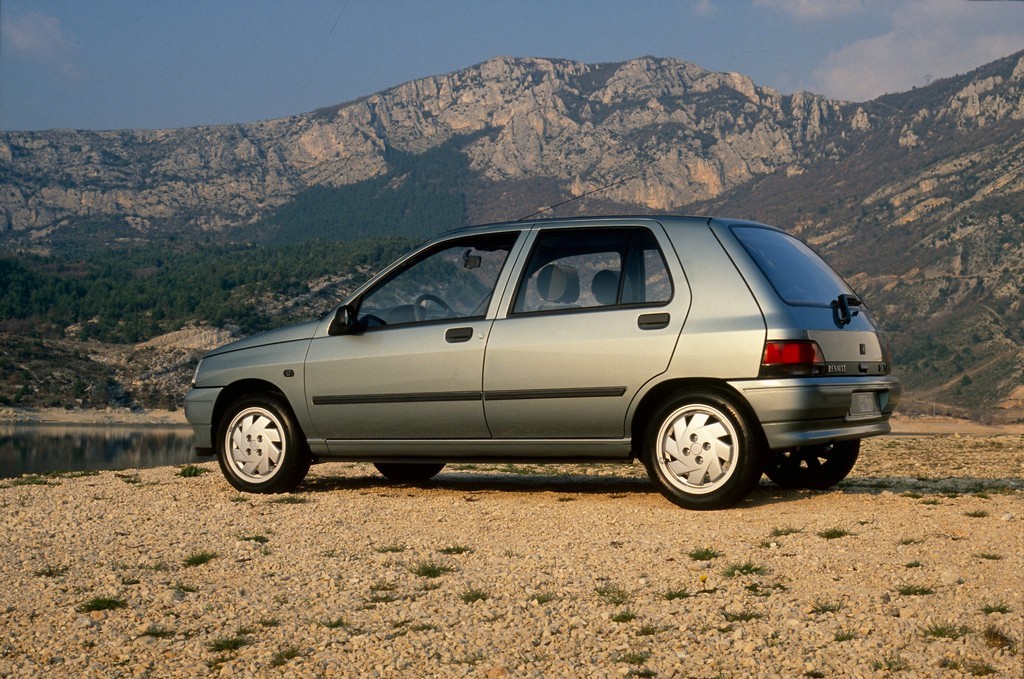 CELEBRANDO 25 ANOS DE SUCESSO, O CLIO É O MODELO FRANCÊS MAIS VENDIDO DE TODA A HISTÓRIA DO AUTOMÓVEL, foto 3