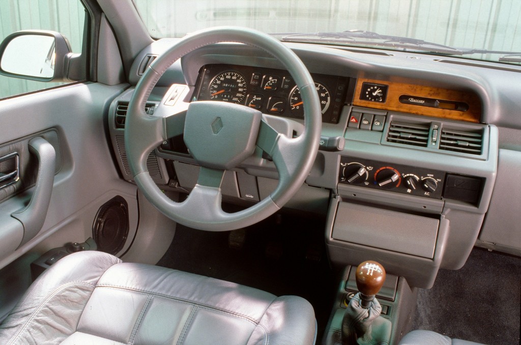 CELEBRANDO 25 ANOS DE SUCESSO, O CLIO É O MODELO FRANCÊS MAIS VENDIDO DE TODA A HISTÓRIA DO AUTOMÓVEL, foto 6
