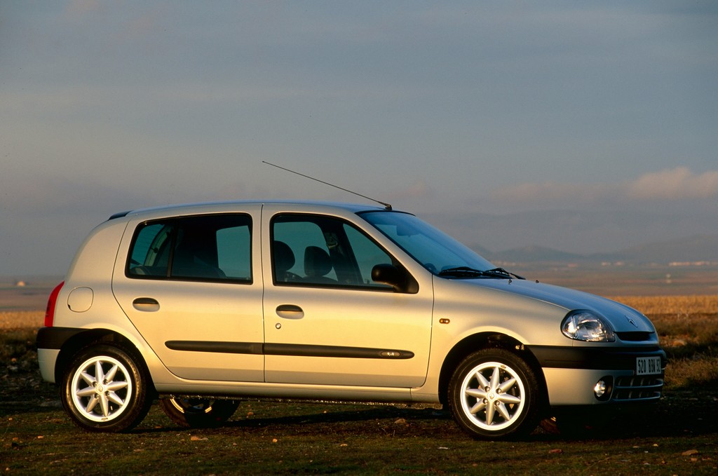 CELEBRANDO 25 ANOS DE SUCESSO, O CLIO É O MODELO FRANCÊS MAIS VENDIDO DE TODA A HISTÓRIA DO AUTOMÓVEL, foto 10