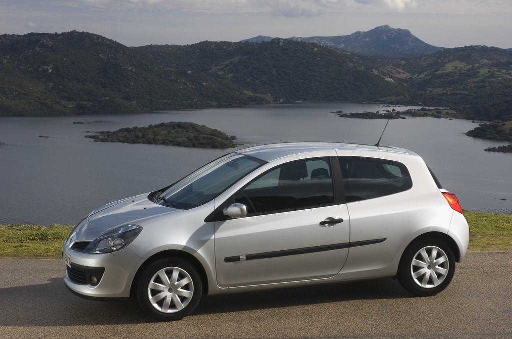 CELEBRANDO 25 ANOS DE SUCESSO, O CLIO É O MODELO FRANCÊS MAIS VENDIDO DE TODA A HISTÓRIA DO AUTOMÓVEL, foto 17