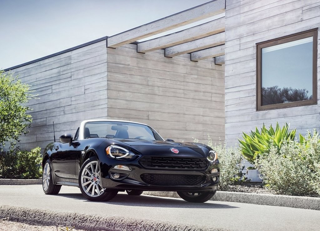 FIAT APRESENTA NOVOS DETALHES DO 124 SPIDER E DO ABARTH 124 SPIDER, foto 5