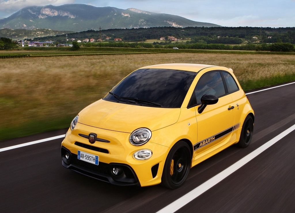 SURGEM NOVAS IMAGENS DO FIAT 595 ABARTH MOSTRANDO MAIS DETALHES, foto 7