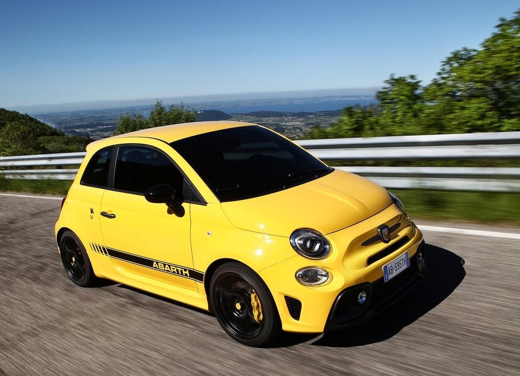 SURGEM NOVAS IMAGENS DO FIAT 595 ABARTH MOSTRANDO MAIS DETALHES, foto 13