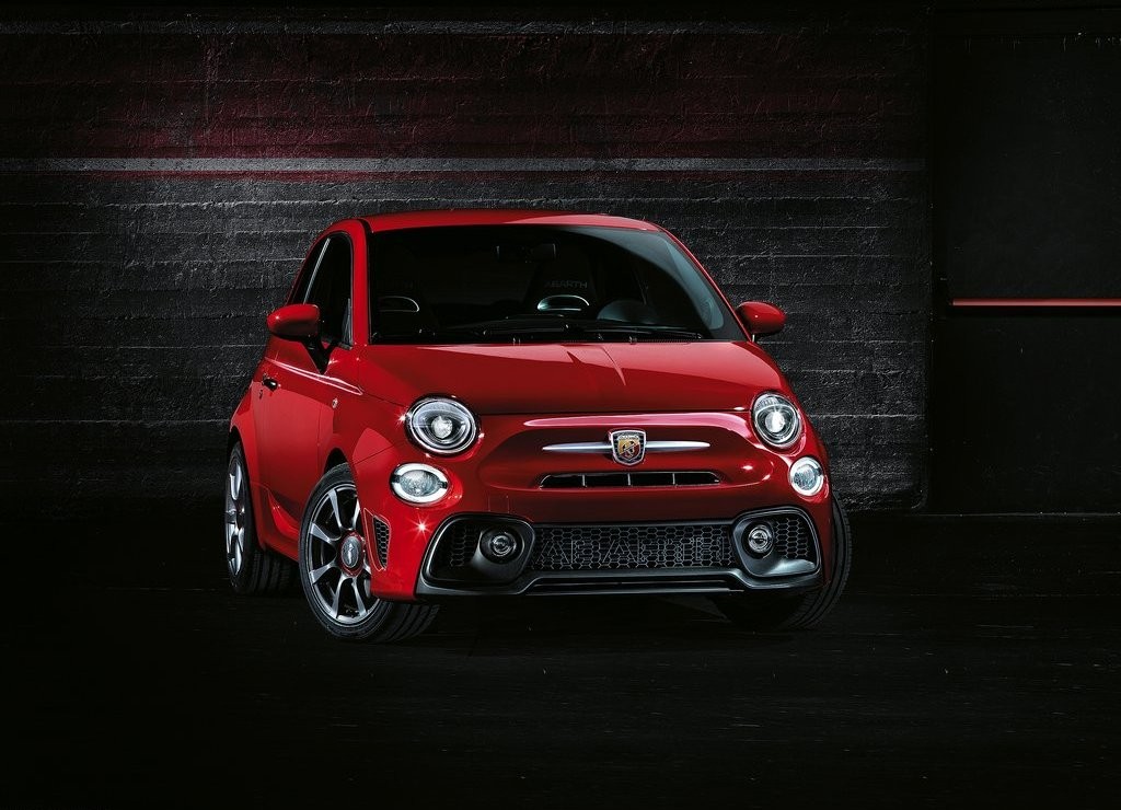 SURGEM NOVAS IMAGENS DO FIAT 595 ABARTH MOSTRANDO MAIS DETALHES, foto 14