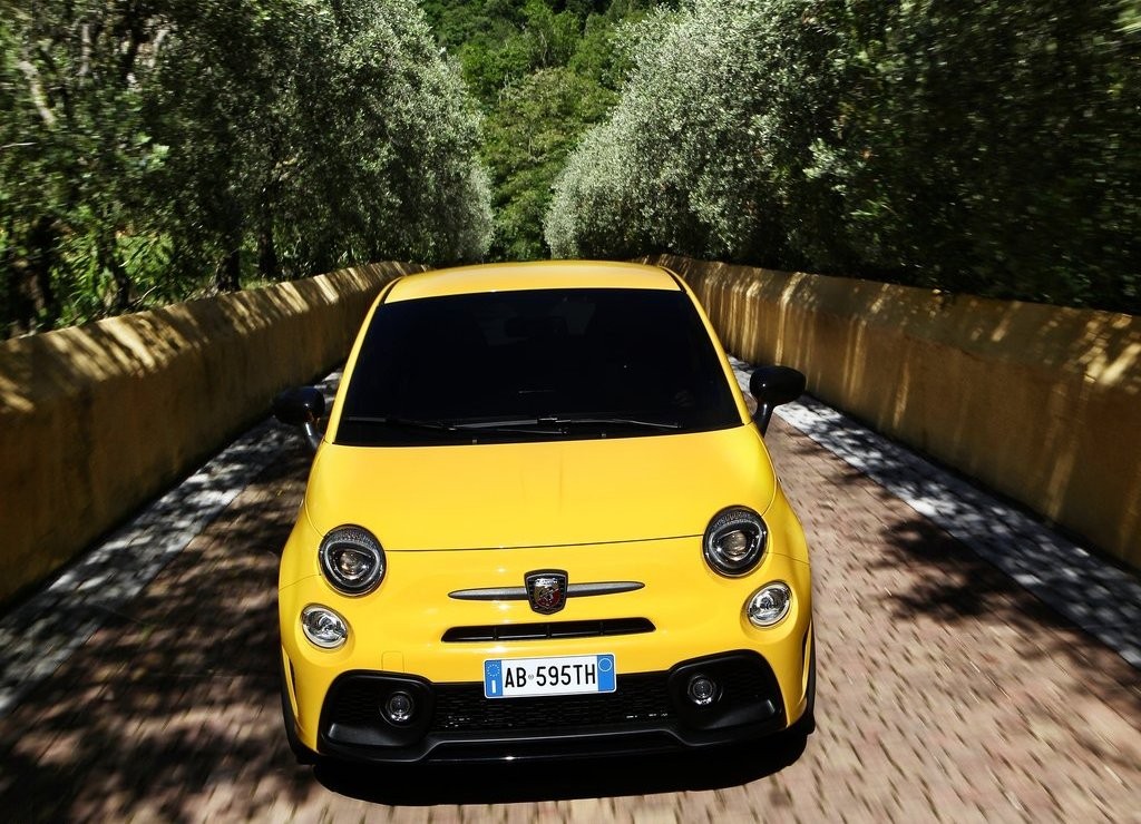 SURGEM NOVAS IMAGENS DO FIAT 595 ABARTH MOSTRANDO MAIS DETALHES, foto 20