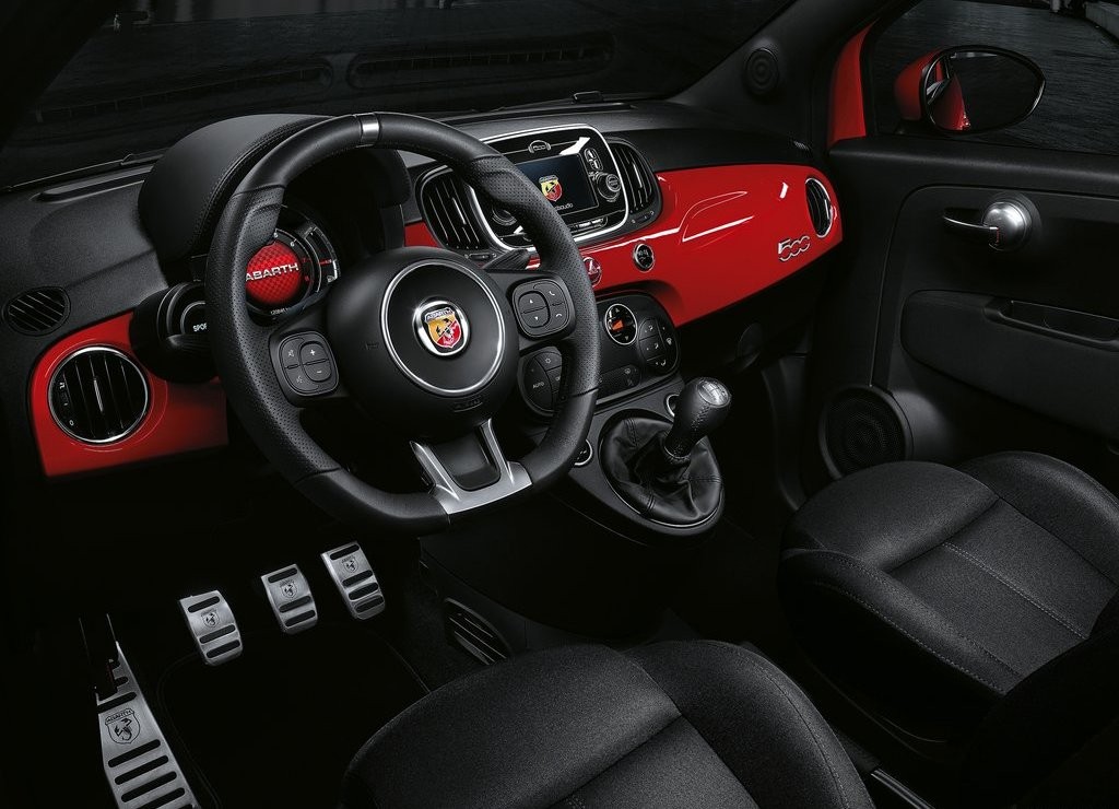SURGEM NOVAS IMAGENS DO FIAT 595 ABARTH MOSTRANDO MAIS DETALHES, foto 24