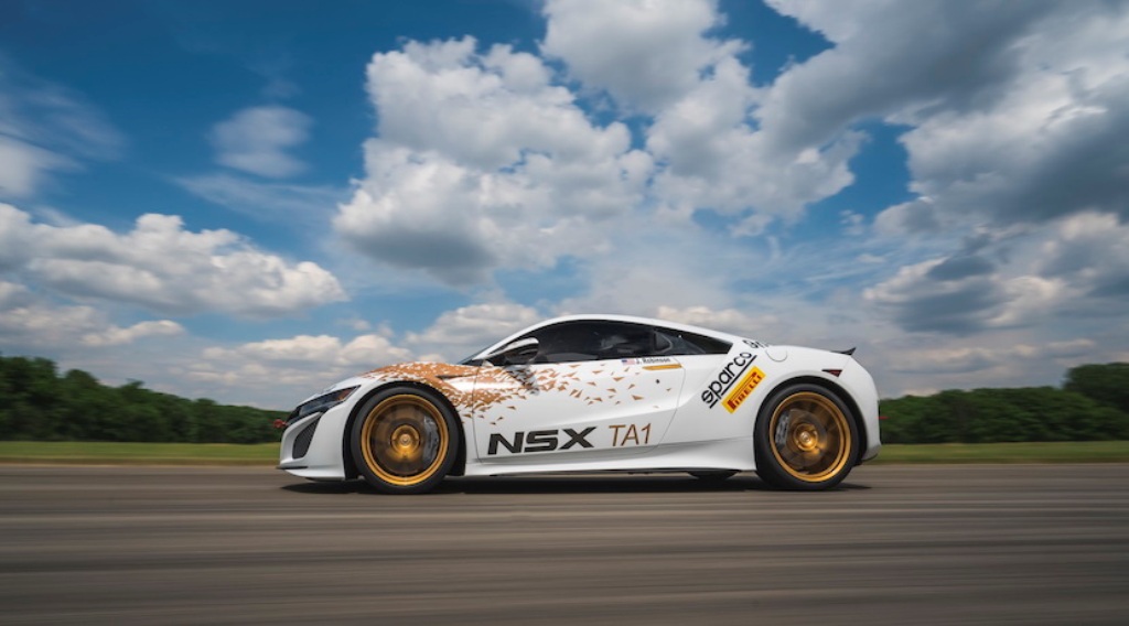 HONDA/ACURA NSX JÁ ESTÁ PRONTO PARA A PROVA DE PIKES PEAK 2016, foto 4