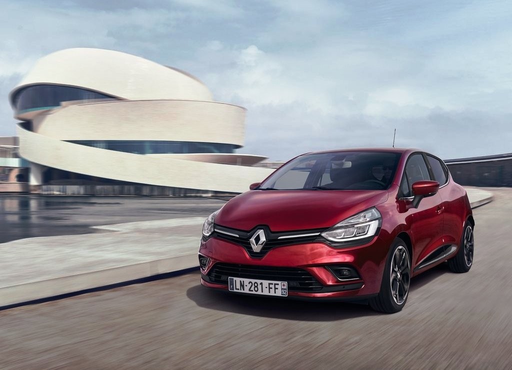 RESTYLING DO RENAULT CLIO CHEGA COM NOVA CARA E MAIS EQUIPAMENTO, foto 2