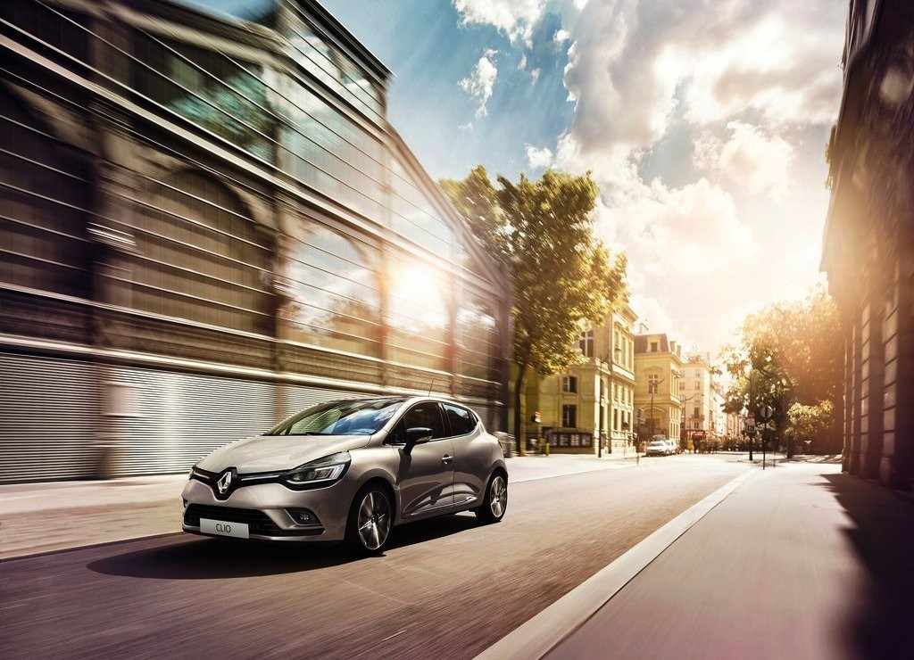 RESTYLING DO RENAULT CLIO CHEGA COM NOVA CARA E MAIS EQUIPAMENTO, foto 3