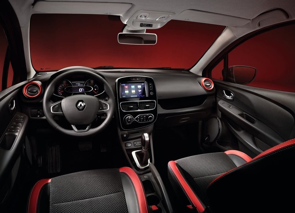 RESTYLING DO RENAULT CLIO CHEGA COM NOVA CARA E MAIS EQUIPAMENTO, foto 11