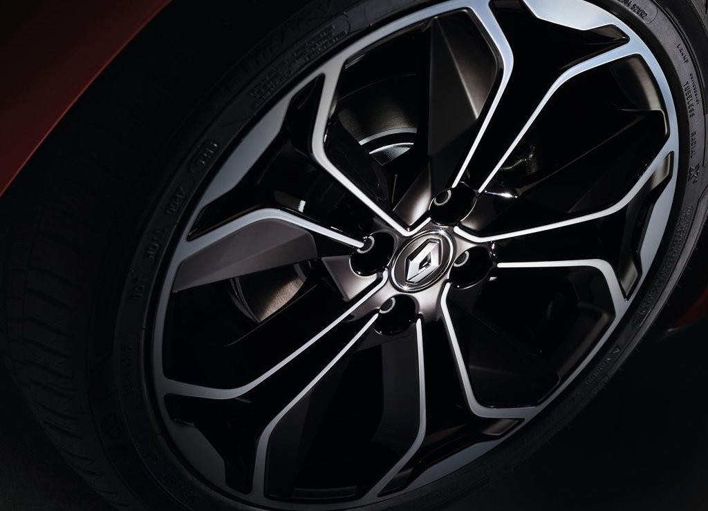RESTYLING DO RENAULT CLIO CHEGA COM NOVA CARA E MAIS EQUIPAMENTO, foto 15