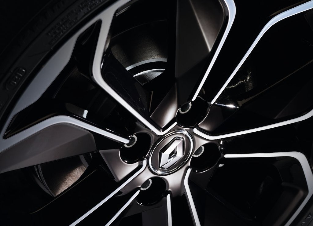 RESTYLING DO RENAULT CLIO CHEGA COM NOVA CARA E MAIS EQUIPAMENTO, foto 16